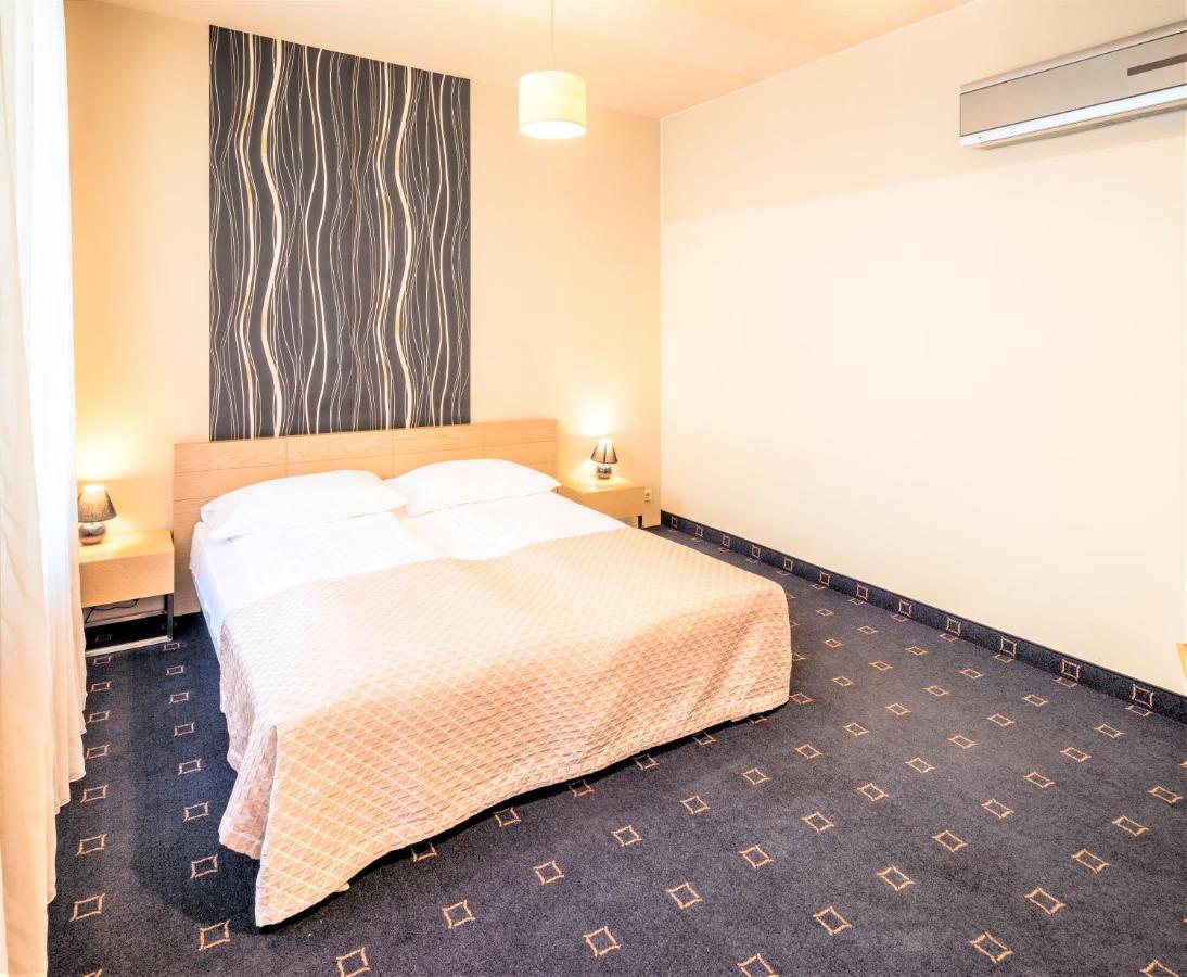 Rija Riga City Hotel Bagian luar foto