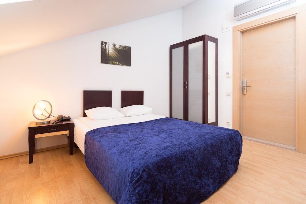 Rija Riga City Hotel Bagian luar foto