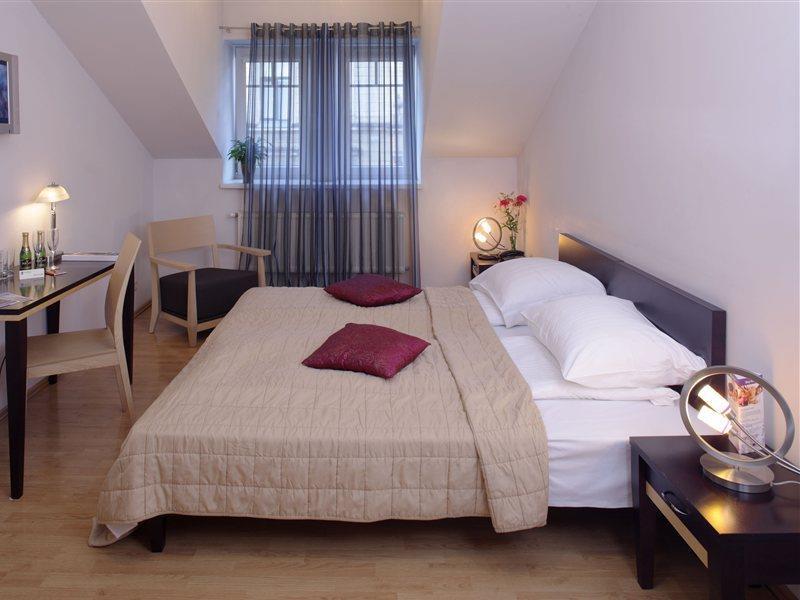 Rija Riga City Hotel Bagian luar foto